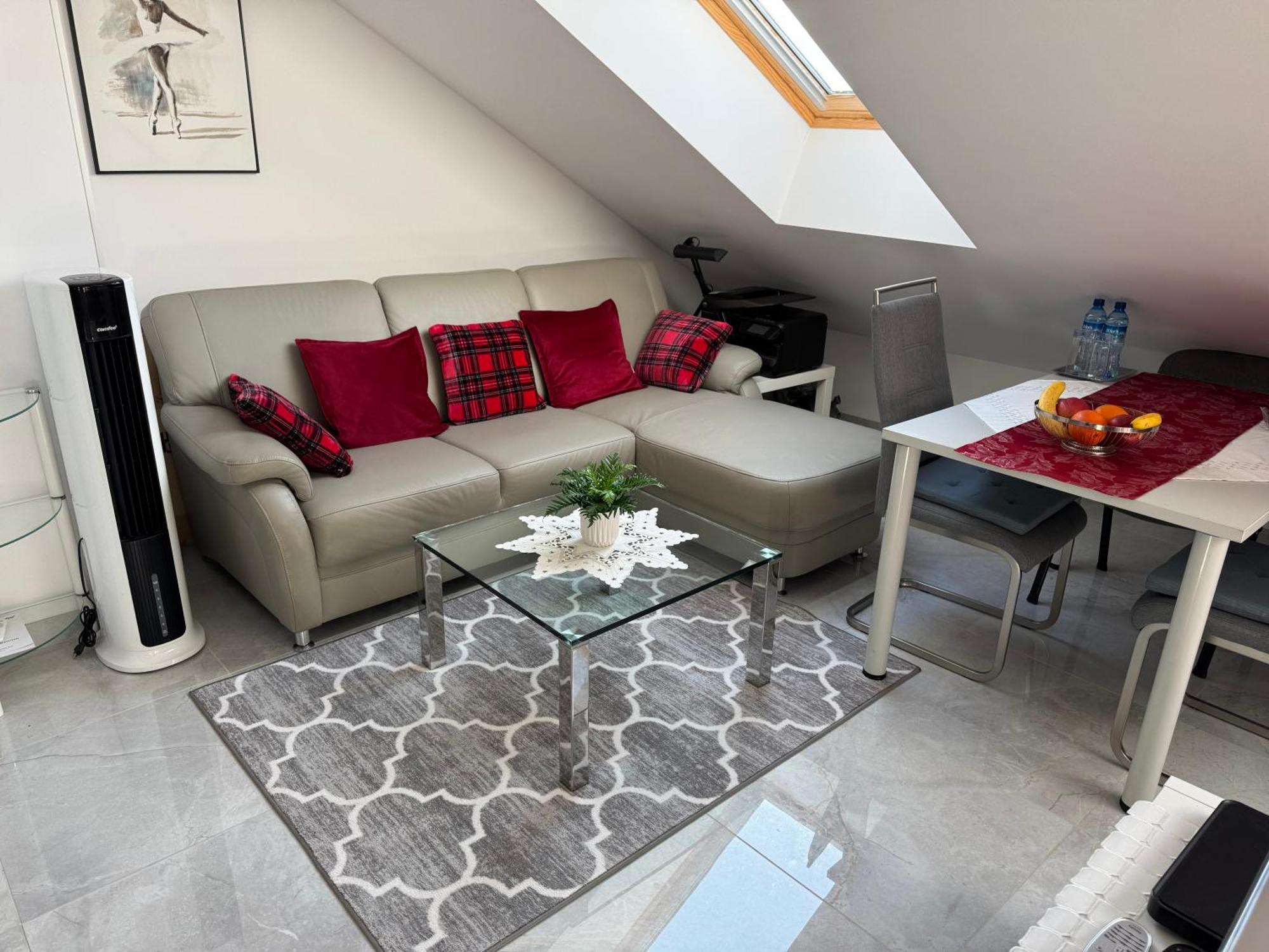 Apartment Mit Kueche Und Bad In Gdansk